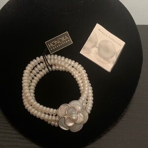 Honora Collection Serling, Cultured Pearl, and Mother of Pearl Stretch Bracelet
